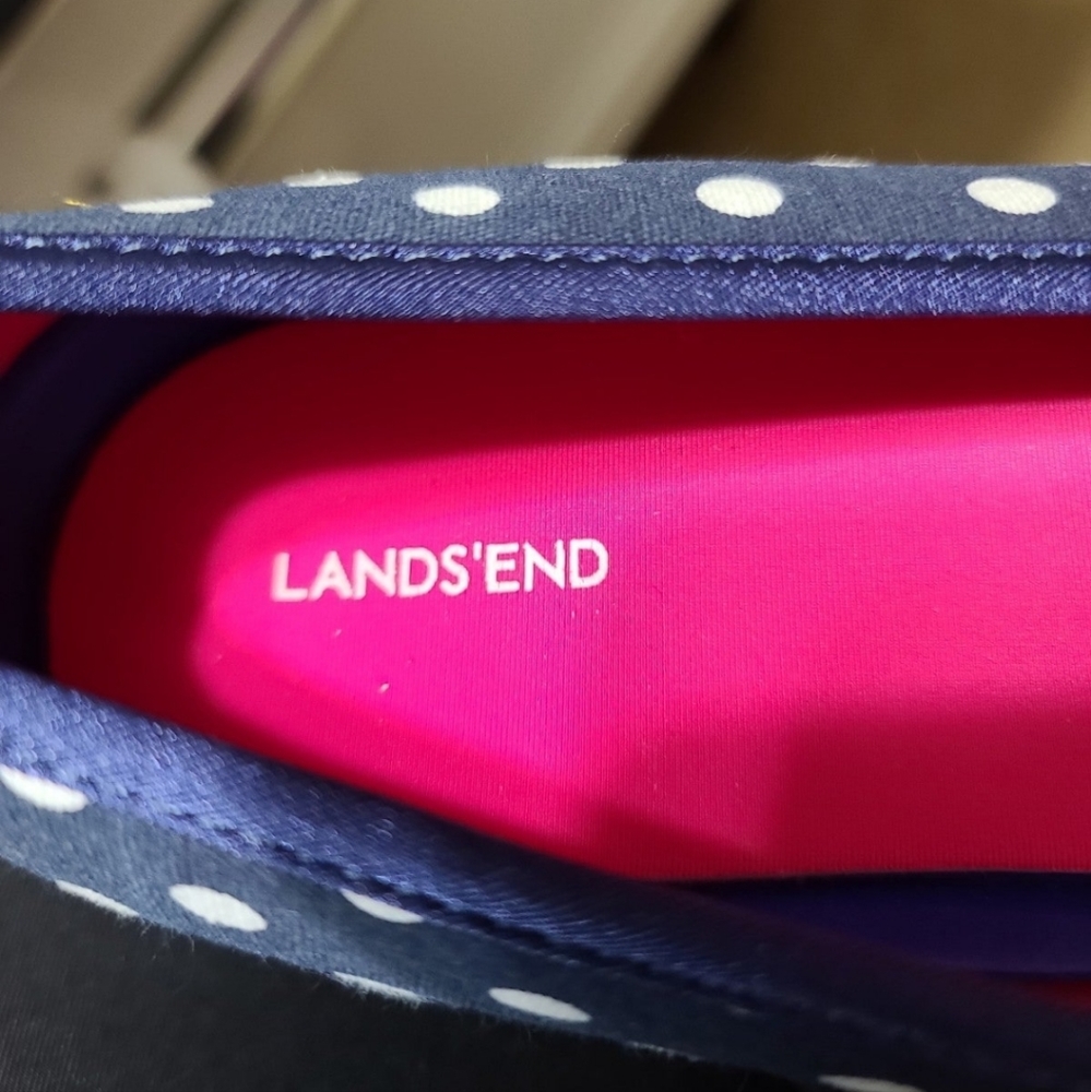 Lands' End slip on shoes - Picture 6 of 6